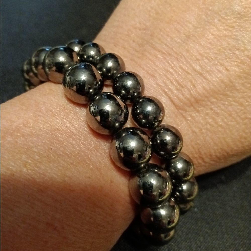 Gray Metallic Beaded Bracelet Set